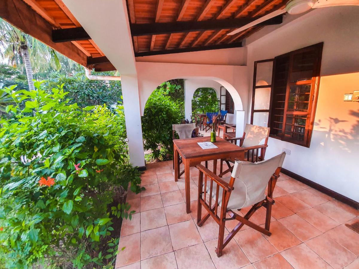 Flame Tree Cottages Nungwi Bagian luar foto