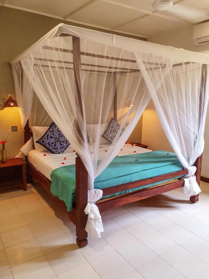 Flame Tree Cottages Nungwi Bagian luar foto