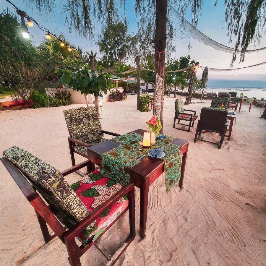 Flame Tree Cottages Nungwi Bagian luar foto