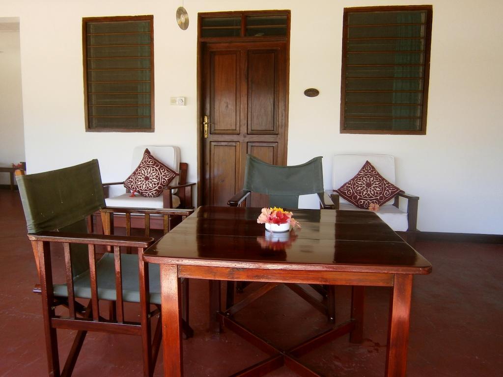 Flame Tree Cottages Nungwi Ruang foto